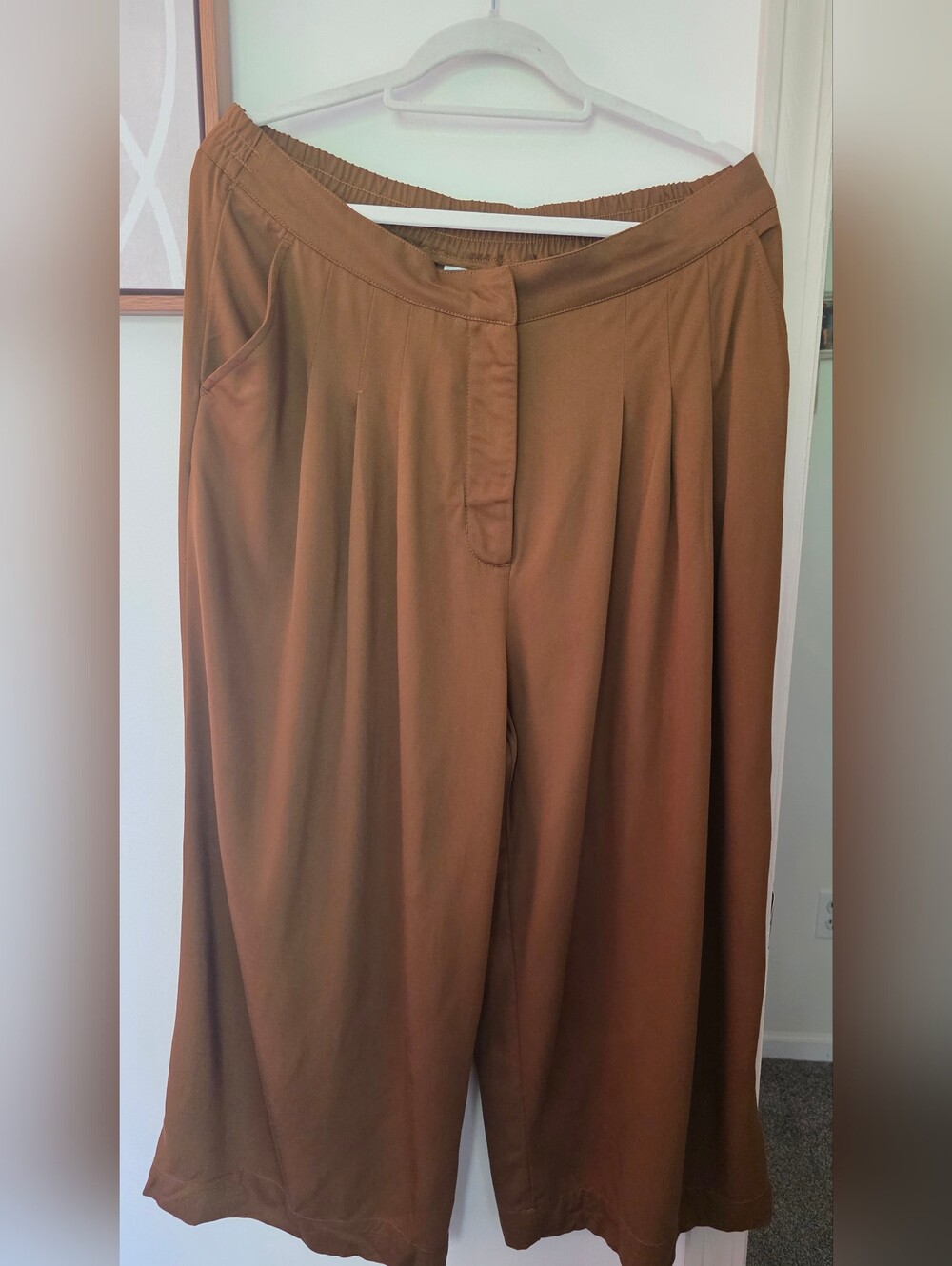 Time and Tru Wide Leg Pants in Caramel Brown